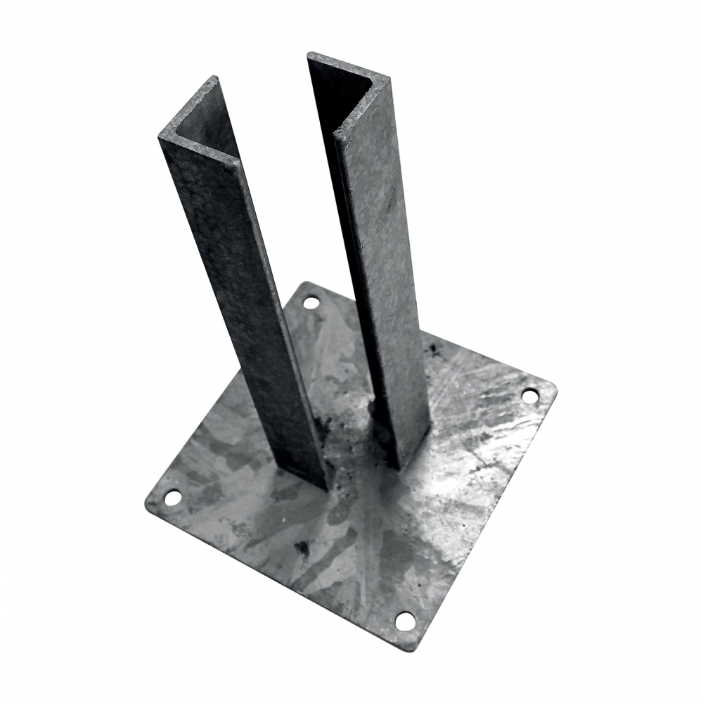 Patka Zn k montáži čtyřhranného sloupku na betonový základ 100x100mm PLOTY Sklad10 8595068412930