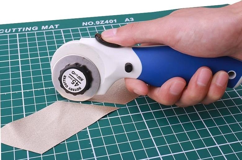 Řezné nože, hlavy a pásky