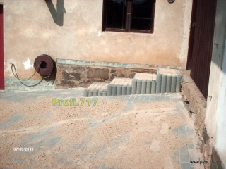 MONTÁŽ Osazení palisády 11x11x400 do betonového lože cena za Ks
